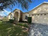 12819 Cloverdale Ln in Clermont, FL - Foto de edificio - Building Photo