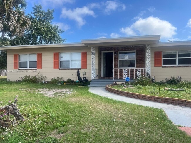 property at 1627 Marcia Dr