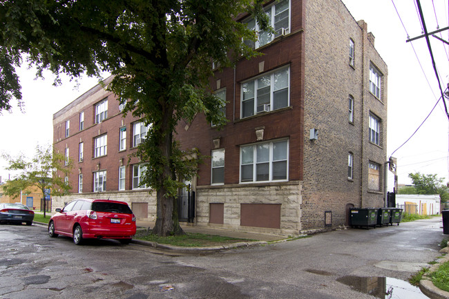 3459 W Flournoy St in Chicago, IL - Foto de edificio - Building Photo