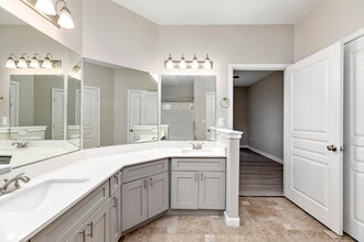 Niche in San Antonio, TX - Building Photo - Building Photo