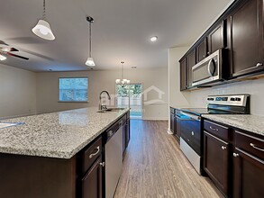 1834 Produce Ln in Johns Island, SC - Building Photo - Building Photo