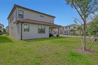 4740 Chantilly Rd in Wellington, FL - Building Photo - Building Photo