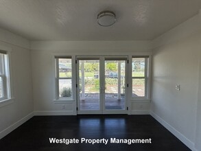 220 Payran St in Petaluma, CA - Building Photo - Building Photo