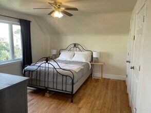 44 Sainte-Marie Rue in Beaupré, QC - Building Photo - Building Photo