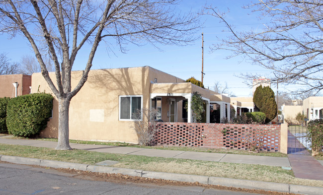 1307-1311 Silver Ave SW in Albuquerque, NM - Foto de edificio - Building Photo