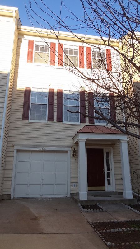 property at 2427 Clover Field Cir