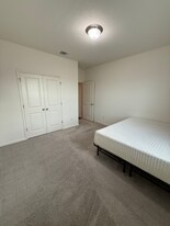 107 Waterbuck Lp in Hutto, TX - Building Photo