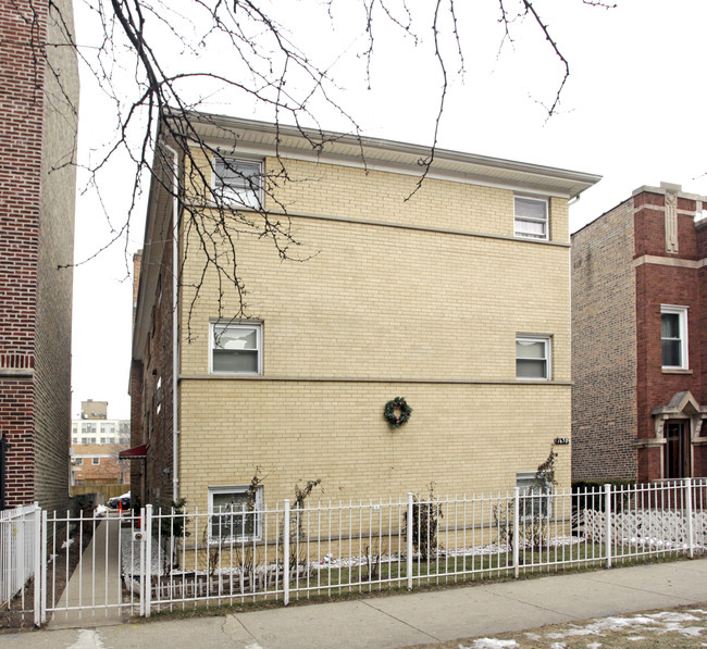 1630 W Granville Ave in Chicago, IL - Building Photo - Building Photo