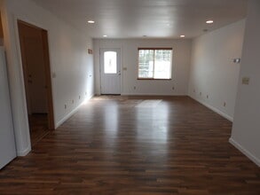 36246 Irelands Way Cir, Unit 1 in Soldotna, AK - Building Photo - Building Photo