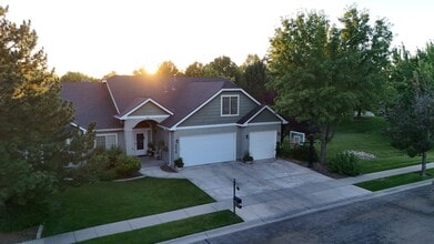 5535 N Lolo Pass Ave in Meridian, ID - Building Photo - Building Photo