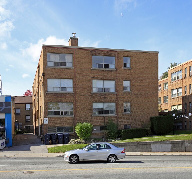 3464 Yonge Blvd in Toronto, ON - Building Photo