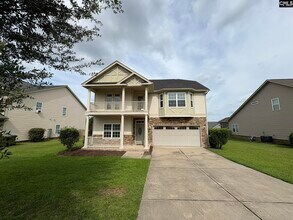 137 Rossmore Dr in Cayce, SC - Building Photo - Building Photo