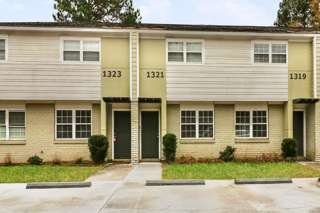 property at 1321 Mathis Ferry Rd
