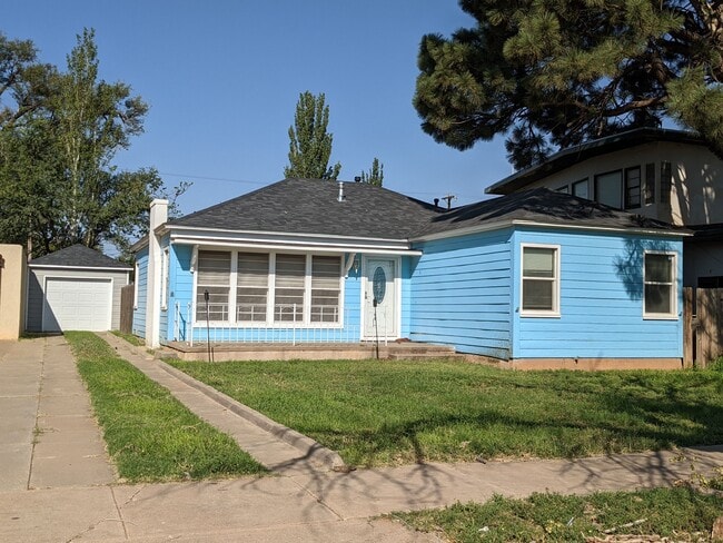 property at 1428 Axtell St