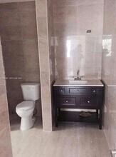 16529 NE 26th Ave in North Miami Beach, FL - Building Photo - Building Photo