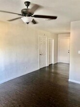 409 N Cedar St in Springtown, TX - Building Photo - Building Photo