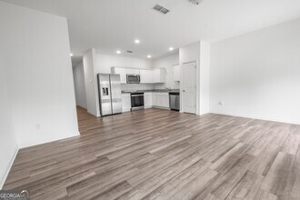 1677 Vernon Blvd in Decatur, GA - Building Photo - Building Photo