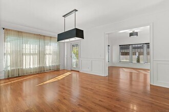 348 Sound Beach Ave in Greenwich, CT - Building Photo - Building Photo