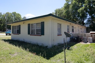 2000 S Palm Ave in Palatka, FL - Building Photo - Building Photo