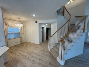 5630 Highcrest Ct in Pleasanton, CA - Building Photo - Building Photo