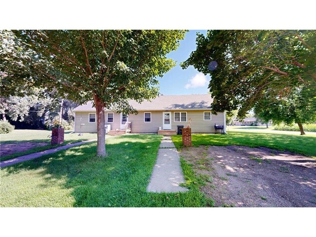 208 Oregon Ave. in Kerkhoven, MN - Building Photo - Building Photo