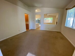 1117 Knopfler Cir in Folsom, CA - Building Photo - Building Photo
