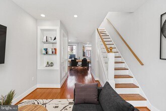 625 Gresham Pl NW in Washington, DC - Building Photo - Building Photo