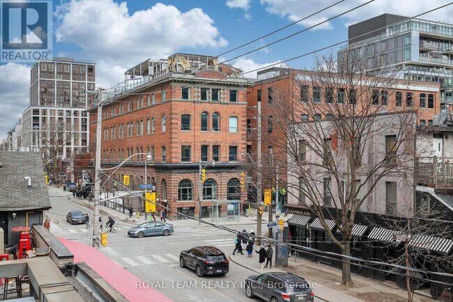 66-366 Portland St in Toronto, ON - Building Photo - Building Photo