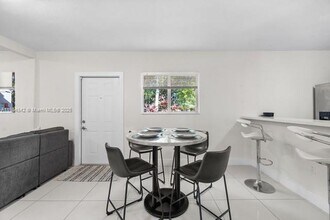 4764 NW 11th Ave in Miami, FL - Building Photo - Building Photo