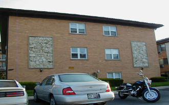 4740 N Olcott Ave Apartments