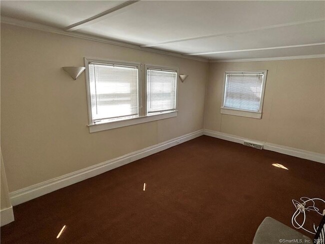 106 E Ridge Rd, Unit F247 in Ridgefield, CT - Building Photo - Building Photo