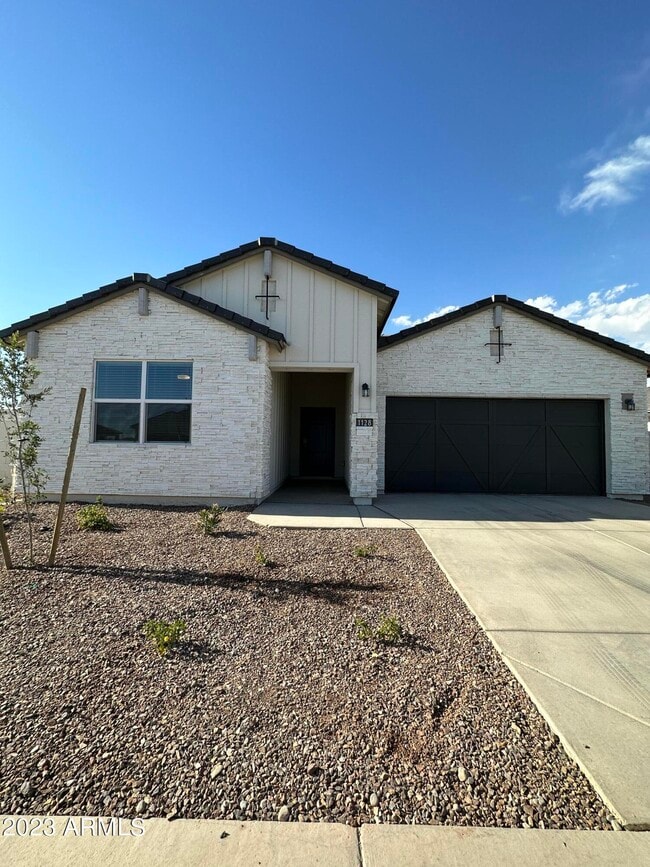 property at 1128 E Horro Rd