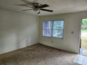 31 6th St in Shalimar, FL - Building Photo - Building Photo