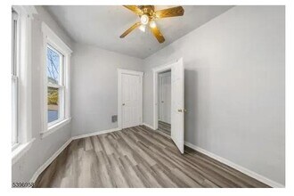 107 Randolph Ave in Jersey City, NJ - Foto de edificio - Building Photo