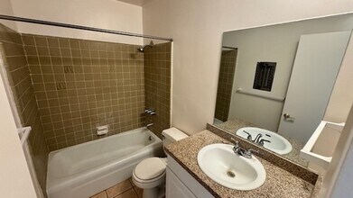 1140 10th St in Santa Monica, CA - Foto de edificio - Building Photo