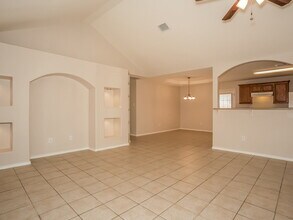 18719 Reynolds Park Dr in Katy, TX - Foto de edificio - Building Photo