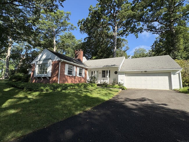 property at 35 Marwick Manor