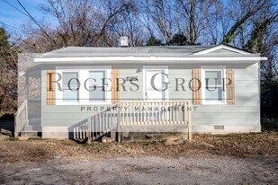 719 John St in Henderson, NC - Building Photo