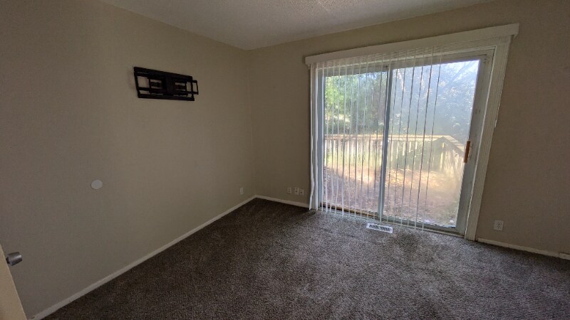 9525 Booth Ave in Kansas City, MO - Building Photo