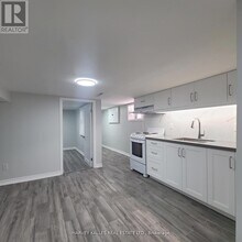 238 Strathmore Blvd in Toronto, ON - Building Photo - Building Photo