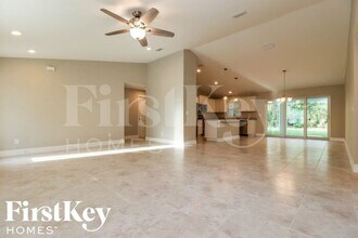 5400 Hoffman St in Port Charlotte, FL - Building Photo - Building Photo