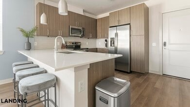 11900 Marquina Blvd, Unit 1212 in Ft. Myers, FL - Foto de edificio - Building Photo