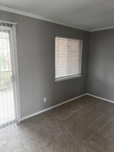 2114 E Marshall Ave in Longview, TX - Building Photo - Building Photo