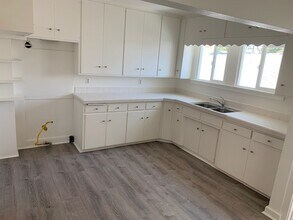 1696 Felicita Ct in Escondido, CA - Building Photo - Building Photo
