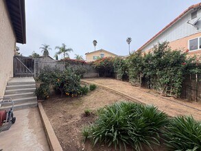 1229 Sandra Cir in Vista, CA - Building Photo - Building Photo