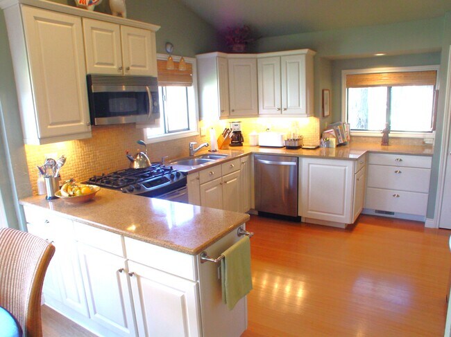 3108 Eastwood Ct in Boulder, CO - Building Photo - Building Photo