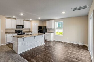 4511 Hazelburn Dr in Greensboro, NC - Building Photo - Building Photo