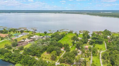 13517 Kirby Smith Rd in Orlando, FL - Building Photo - Building Photo