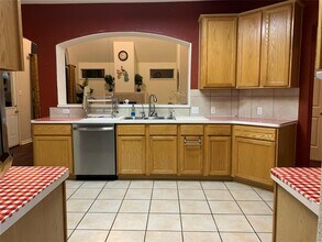 8911 Joachim Ln in Austin, TX - Building Photo - Building Photo
