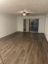 5651 Rattlesnake Hammock Rd in Naples, FL - Building Photo - Building Photo